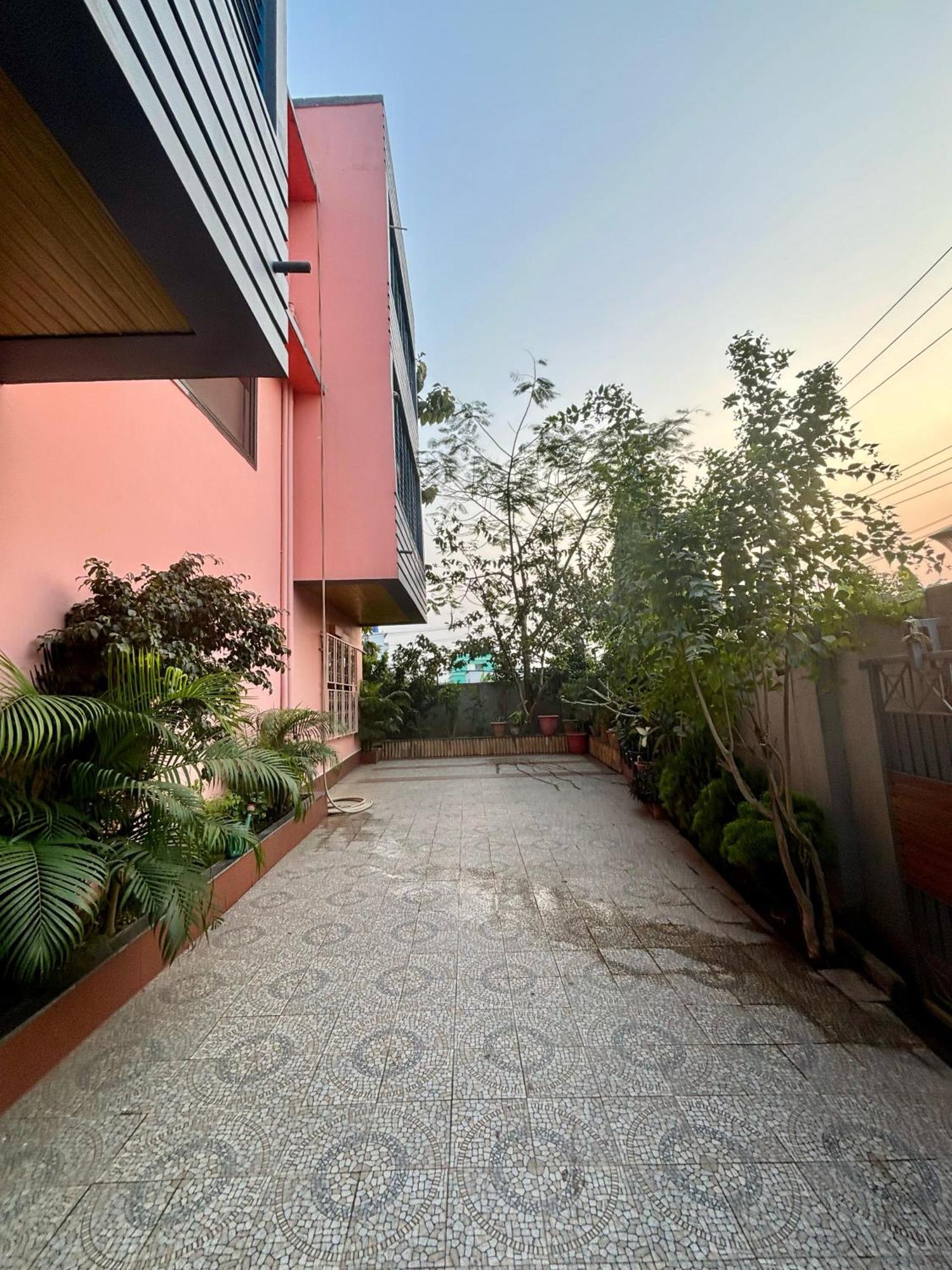 Krishna Shree Guest House Guváhátí Exteriér fotografie